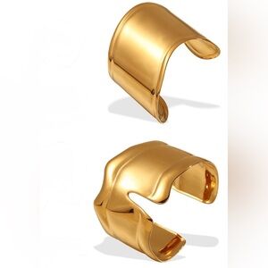 18KT Gold Plated Cuff Bracelet NWT